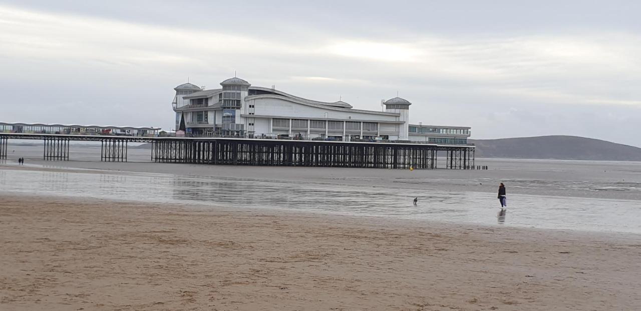 Holly Lodge Weston-super-Mare Exteriör bild